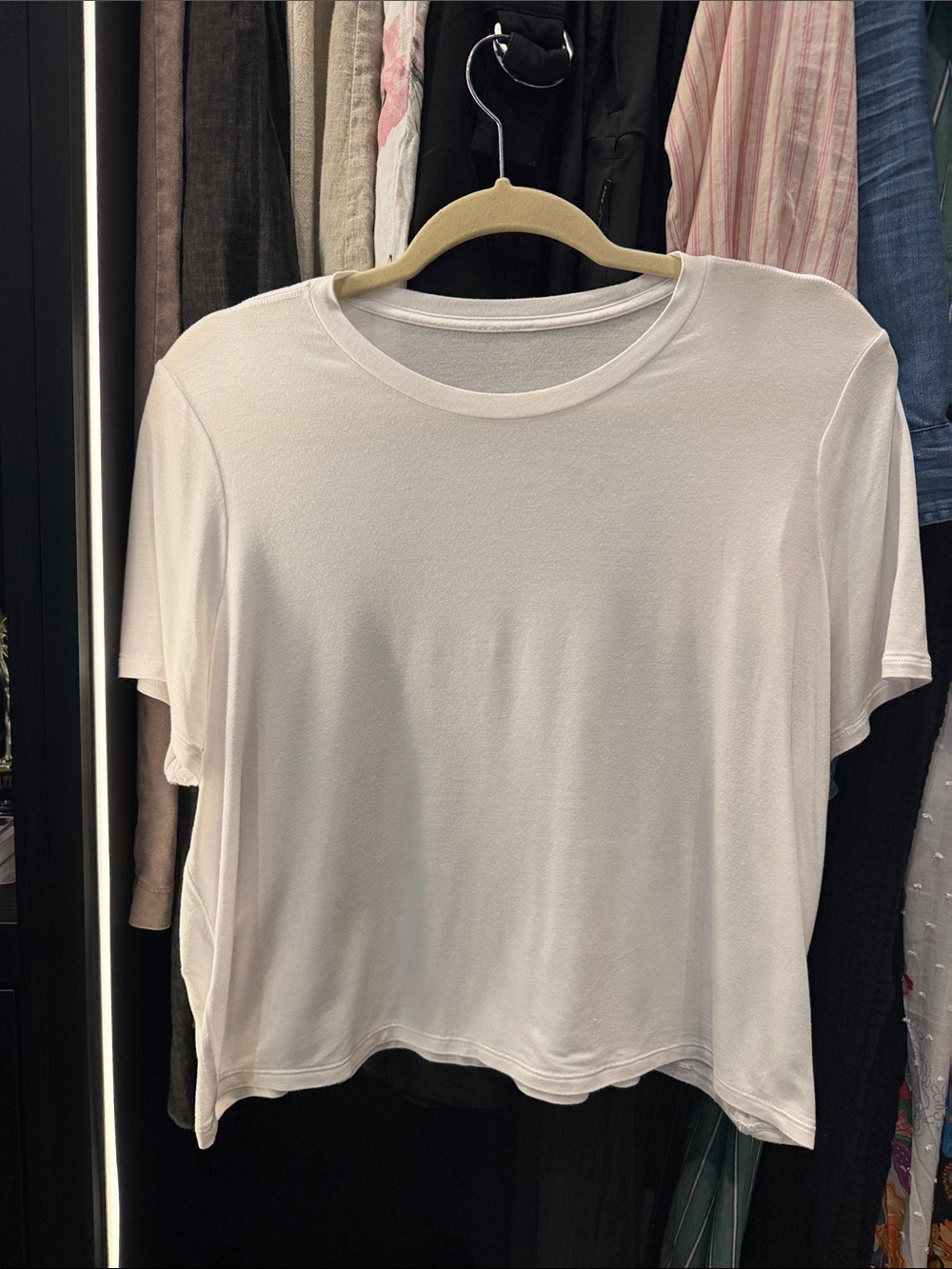 All Yoga cropped short sleeve top Size Medium